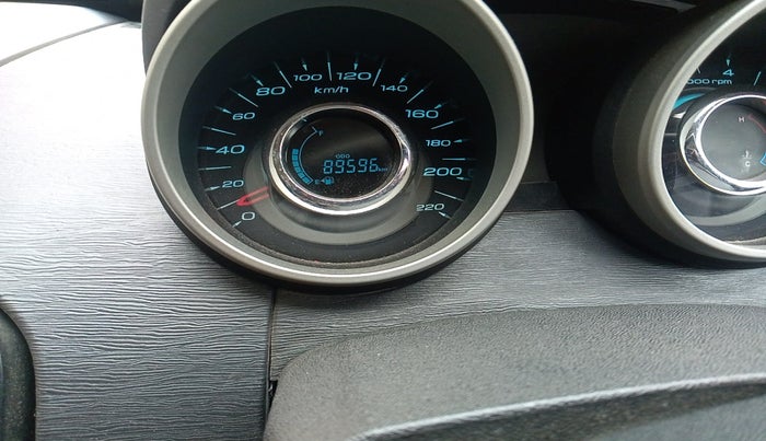 2016 Mahindra XUV500 W6, Diesel, Manual, 89,596 km, interior
