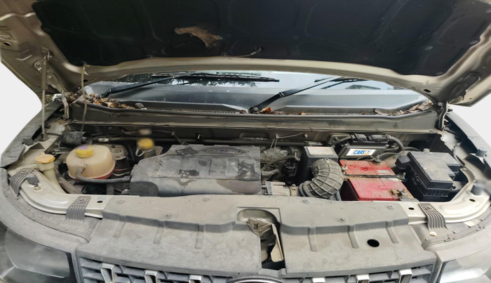 2016 Mahindra Kuv100 K6 6 STR, Petrol, Manual, 39,126 km, exterior