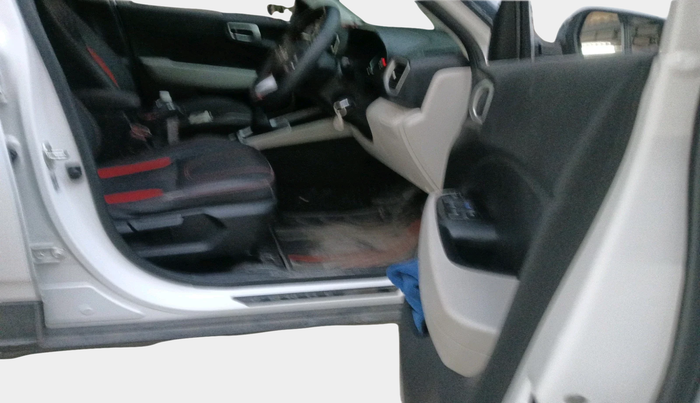 2024 Hyundai VENUE S(O) 1.2, Petrol, Manual, 11,551 km, interior