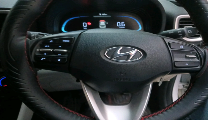 2024 Hyundai VENUE S(O) 1.2, Petrol, Manual, 11,551 km, interior