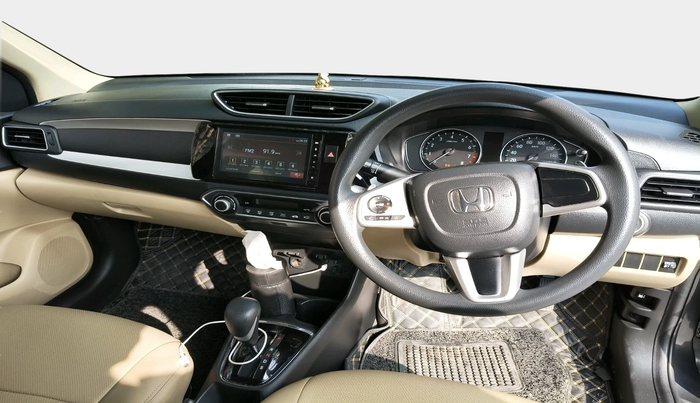 2022 Honda Amaze 1.2L I-VTEC VX CVT, Petrol, Automatic, 27,922 km, interior