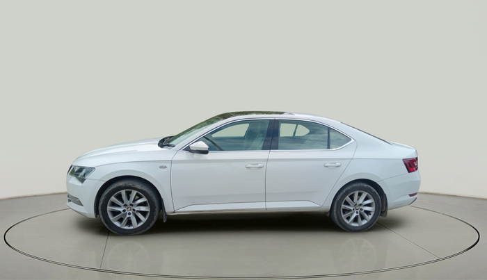 2016 Skoda Superb L&K 1.8 TSI AT, Petrol, Automatic, 1,54,124 km, exterior