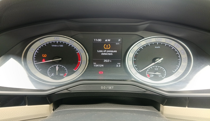2016 Skoda Superb L&K 1.8 TSI AT, Petrol, Automatic, 1,54,124 km, interior