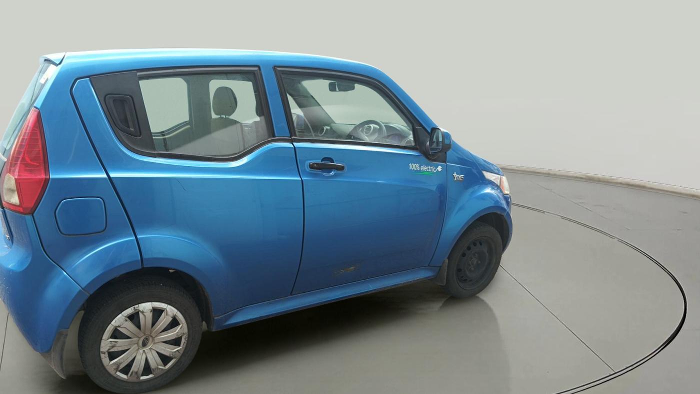 2017 Mahindra E20 Plus P2, Electric, Automatic, 41,160 km, exterior