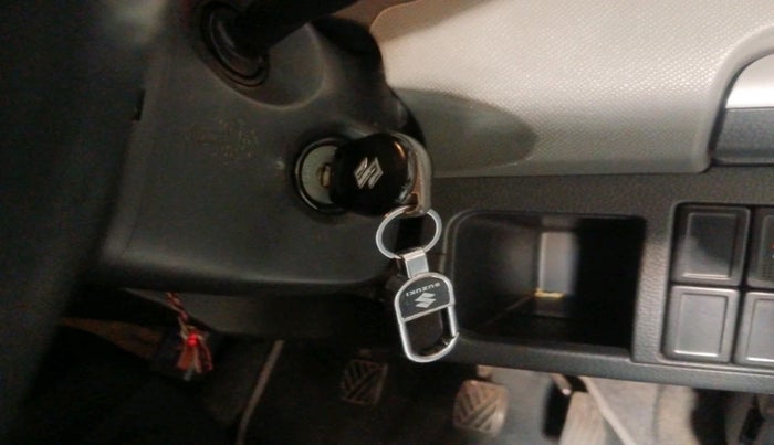 2011 Maruti Wagon R 1.0 VXI, Petrol, Manual, 38,568 km, interior