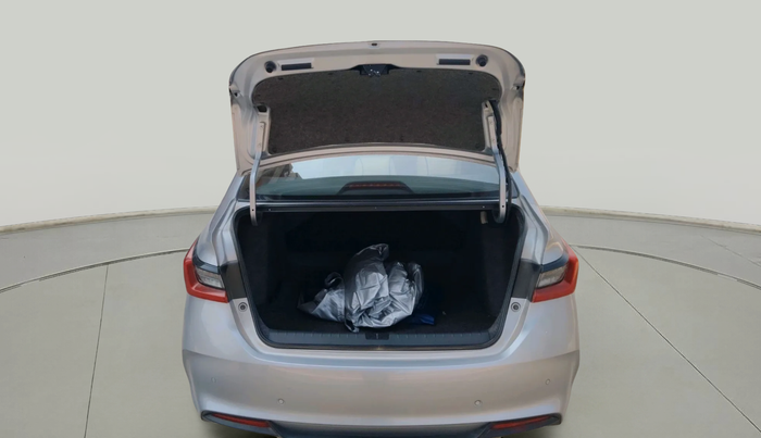 2024 Honda City 1.5L I-VTEC V, Petrol, Manual, 6,816 km, exterior