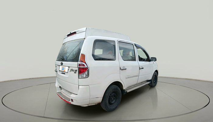 2011 Mahindra Xylo D2 BS III, Diesel, Manual, 1,72,000 km, exterior