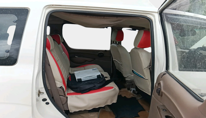 2011 Mahindra Xylo D2 BS III, Diesel, Manual, 1,72,000 km, interior