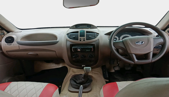 2011 Mahindra Xylo D2 BS III, Diesel, Manual, 1,72,000 km, interior