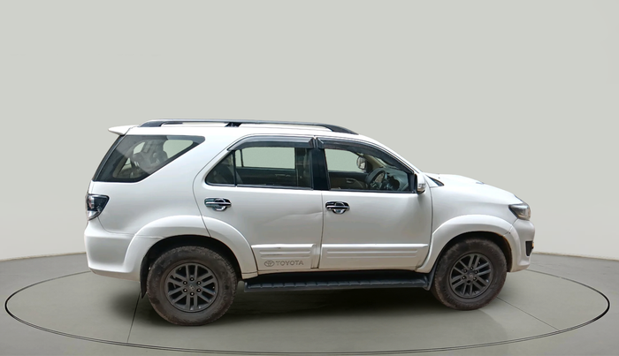 2015 Toyota Fortuner 3.0 4X2 MT, Diesel, Manual, 2,02,803 km, exterior