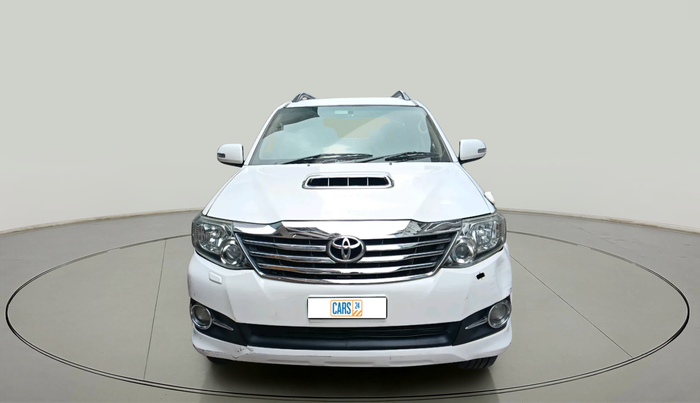 2015 Toyota Fortuner 3.0 4X2 MT, Diesel, Manual, 2,02,803 km, exterior