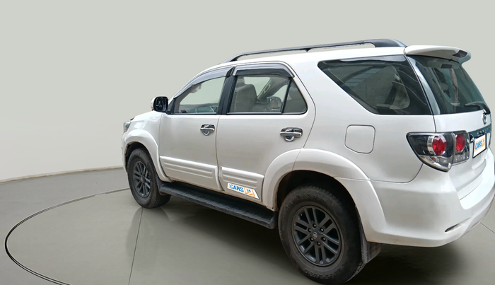 2015 Toyota Fortuner 3.0 4X2 MT, Diesel, Manual, 2,02,803 km, exterior