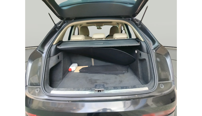 2015 Audi Q3 35 TDI Quattro, Diesel, Automatic, 1,73,001 km, exterior