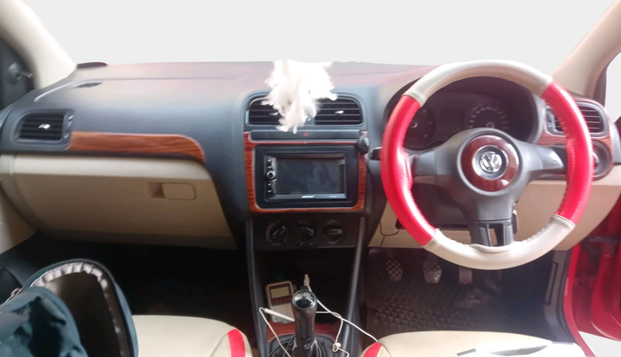 2012 Volkswagen Polo TRENDLINE 1.2L DIESEL, Diesel, Manual, 1,45,445 km, interior