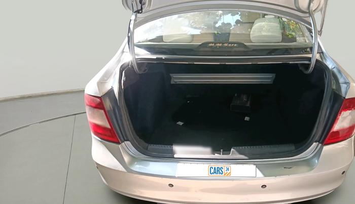 2012 Skoda Rapid ELEGANCE 1.6 TDI CR MT, Diesel, Manual, 1,53,048 km, exterior