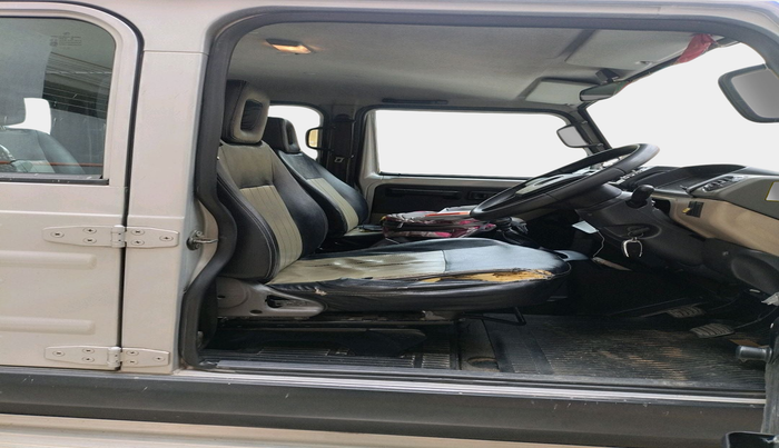 2017 Force Motors GURKHA XPEDITION 5 DOOR, Diesel, Manual, 42,333 km, interior