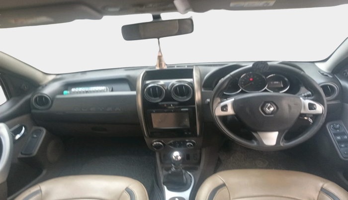 2017 Renault Duster 110 PS RXZ DIESEL, Diesel, Manual, 1,11,348 km, interior