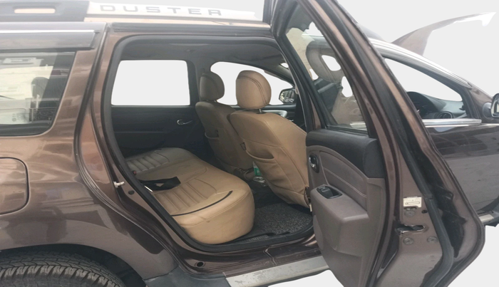 2017 Renault Duster 110 PS RXZ DIESEL, Diesel, Manual, 1,11,348 km, interior