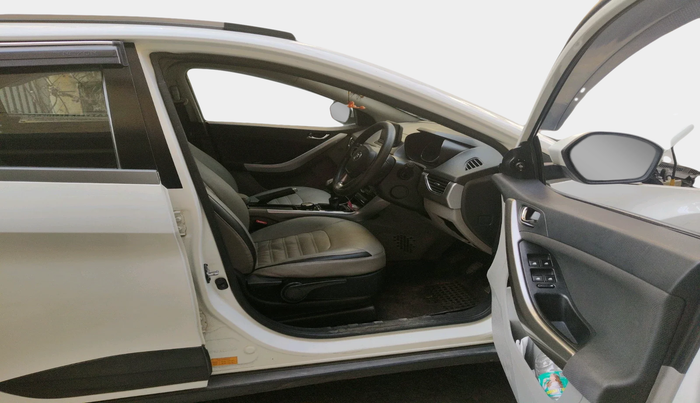 2018 Tata NEXON XZ PLUS DIESEL, Diesel, Manual, 84,741 km, interior