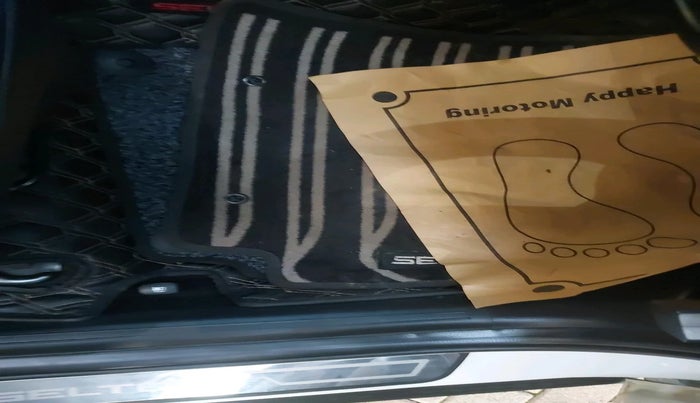 2021 KIA SELTOS HTK PLUS 1.5 IMT, Petrol, Manual, 25,027 km, interior