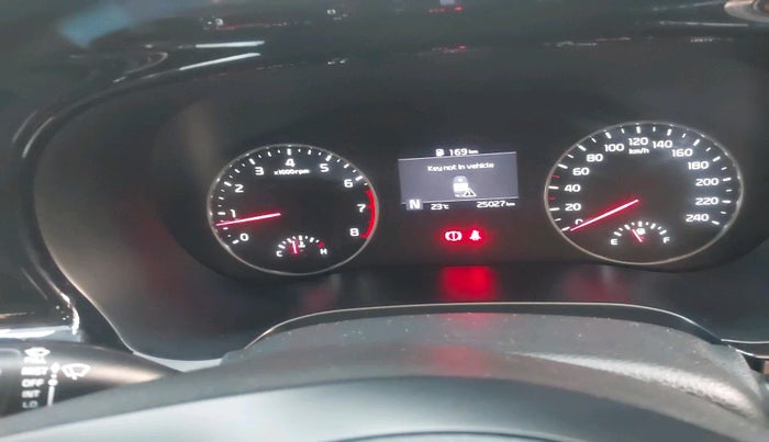 2021 KIA SELTOS HTK PLUS 1.5 IMT, Petrol, Manual, 25,027 km, interior