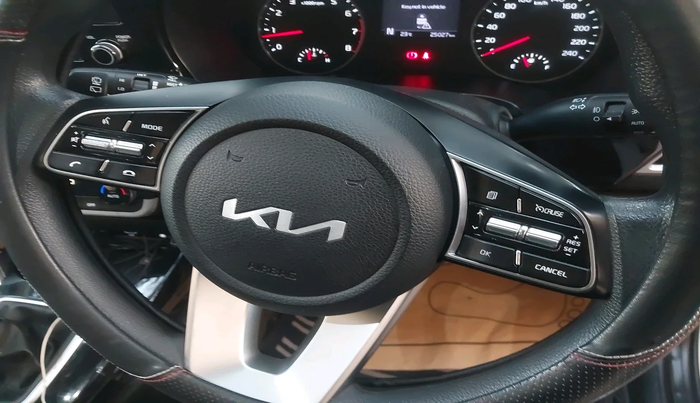 2021 KIA SELTOS HTK PLUS 1.5 IMT, Petrol, Manual, 25,027 km, interior