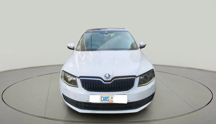 2015 Skoda Octavia ELEGANCE 2.0 TDI AT, Diesel, Automatic, 1,28,725 km, exterior
