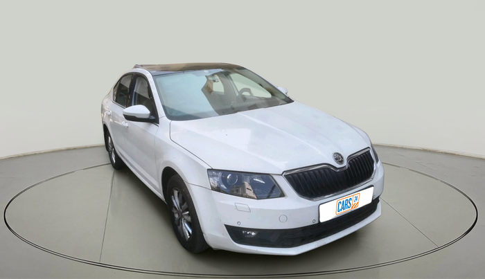 2015 Skoda Octavia ELEGANCE 2.0 TDI AT, Diesel, Automatic, 1,28,725 km, exterior
