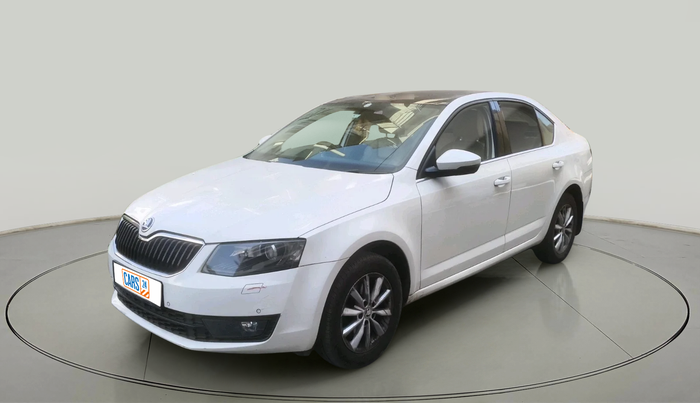 2015 Skoda Octavia ELEGANCE 2.0 TDI AT, Diesel, Automatic, 1,28,725 km, exterior