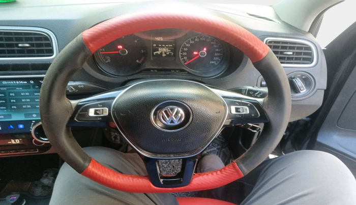 2019 Volkswagen Polo HIGHLINE PLUS 1.5 16 ALLOY, Diesel, Manual, 83,365 km, interior