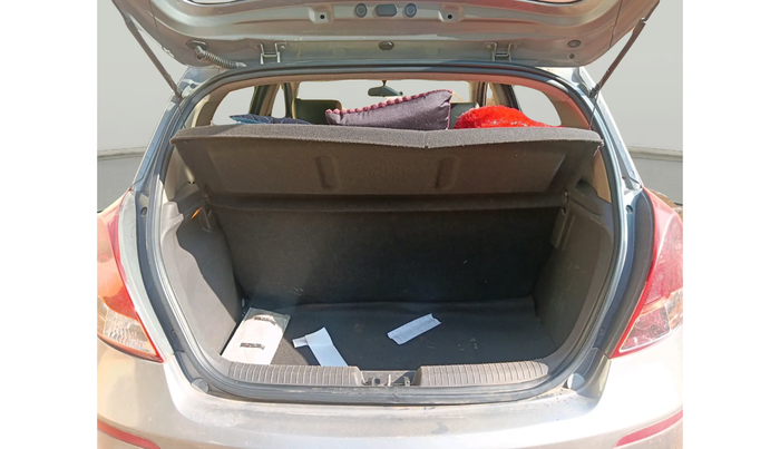 2012 Hyundai i20 MAGNA 1.2, Petrol, Manual, 63,898 km, exterior