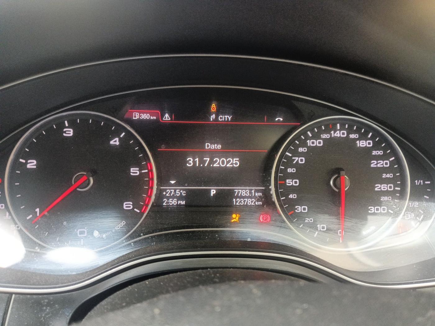 2012 Audi A6 2.0 TDI PREMIUM, Diesel, Automatic, 1,24,000 km, interior