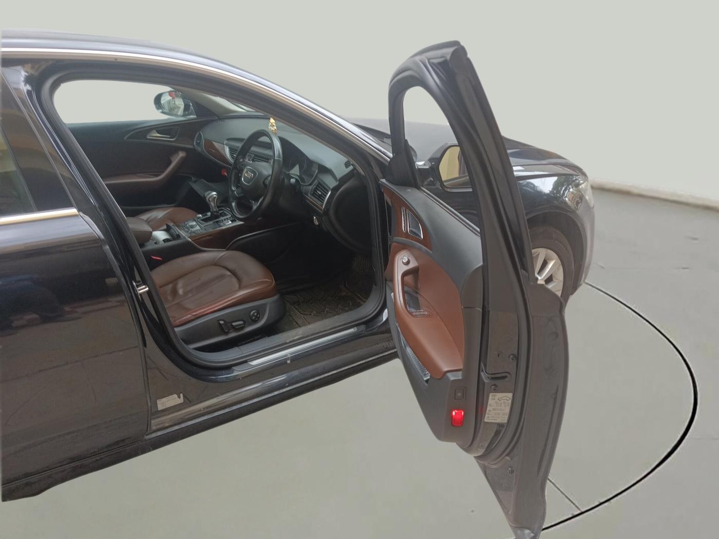 2012 Audi A6 2.0 TDI PREMIUM, Diesel, Automatic, 1,24,000 km, interior
