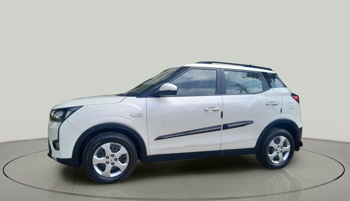 2021 Mahindra XUV300 W6 1.2 PETROL AMT, Petrol, Automatic, 74,514 km, exterior