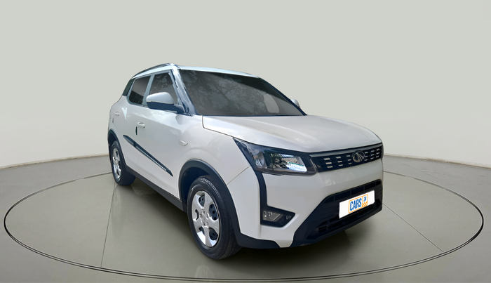2021 Mahindra XUV300 W6 1.2 PETROL AMT, Petrol, Automatic, 74,514 km, exterior