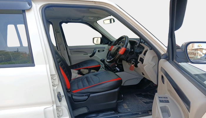 2021 Mahindra Scorpio S5, Diesel, Manual, 62,097 km, interior