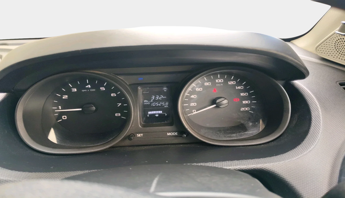 2017 Tata Tiago XT PETROL, Petrol, Manual, 1,05,258 km, interior