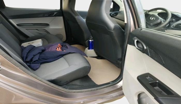 2017 Tata Tiago XT PETROL, Petrol, Manual, 1,05,258 km, interior