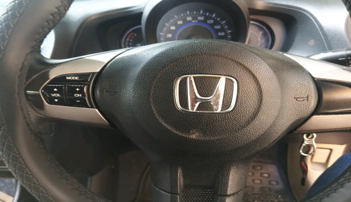 2015 Honda Amaze 1.2L I-VTEC S, Petrol, Manual, 96,498 km, interior