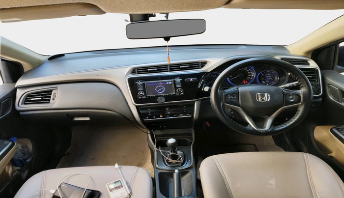 2017 Honda City 1.5L I-VTEC V MT, Petrol, Manual, 1,00,283 km, interior