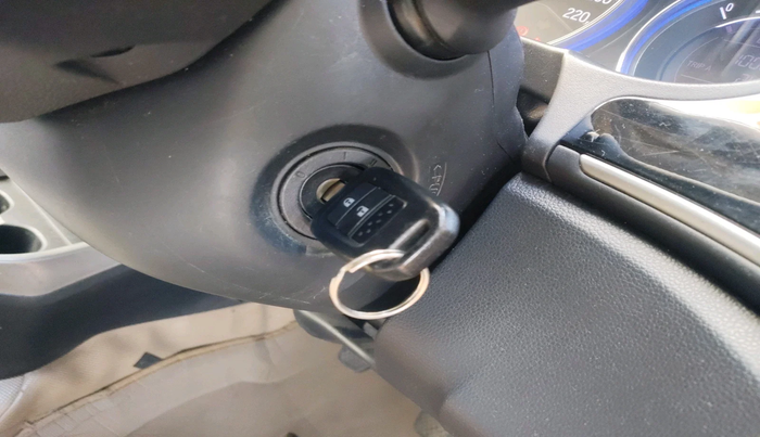 2017 Honda City 1.5L I-VTEC V MT, Petrol, Manual, 1,00,283 km, interior