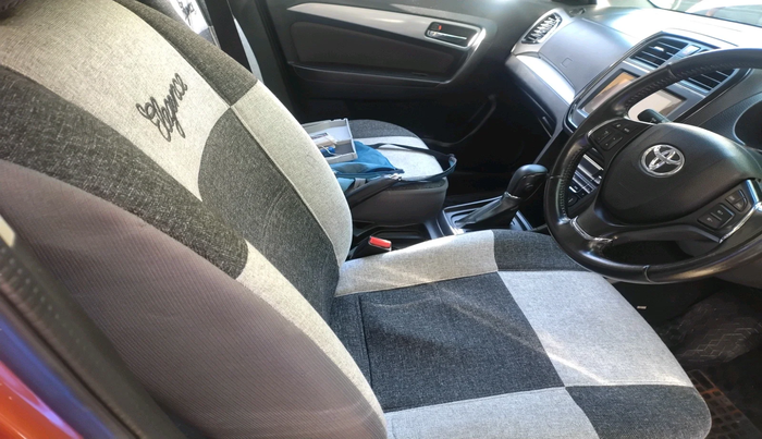 2020 Toyota URBAN CRUISER PREMIUM GRADE AT DUAL TONE, Petrol, Automatic, 35,027 km, interior