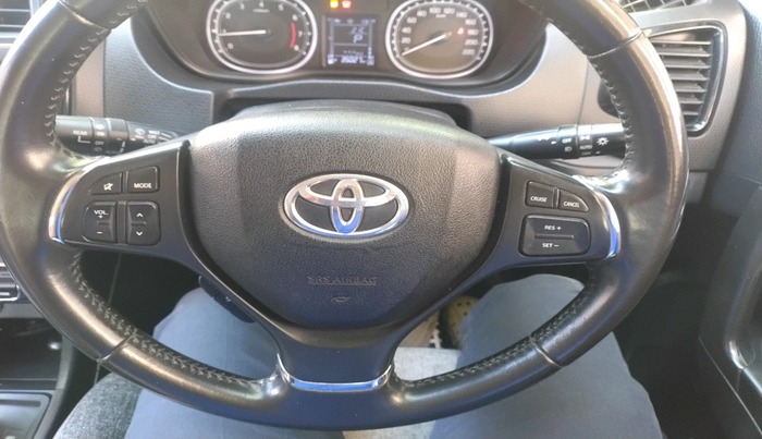 2020 Toyota URBAN CRUISER PREMIUM GRADE AT DUAL TONE, Petrol, Automatic, 35,027 km, interior