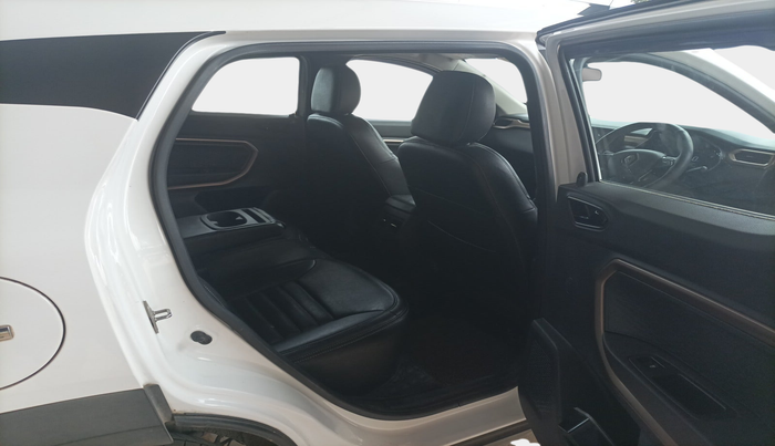 2021 Renault Kiger RXT AMT, Petrol, Automatic, 15,344 km, interior