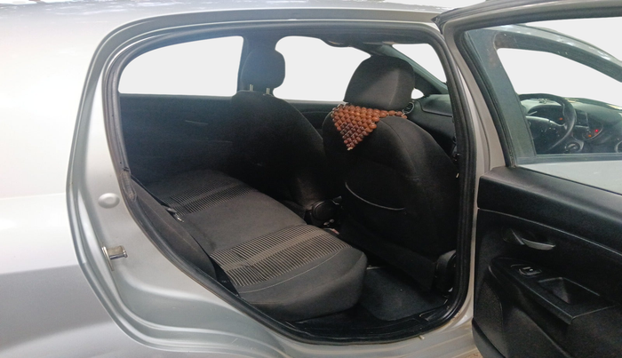 2014 Fiat Grand Punto EMOTION PACK 1.3 90 HP, Diesel, Manual, 2,13,217 km, interior