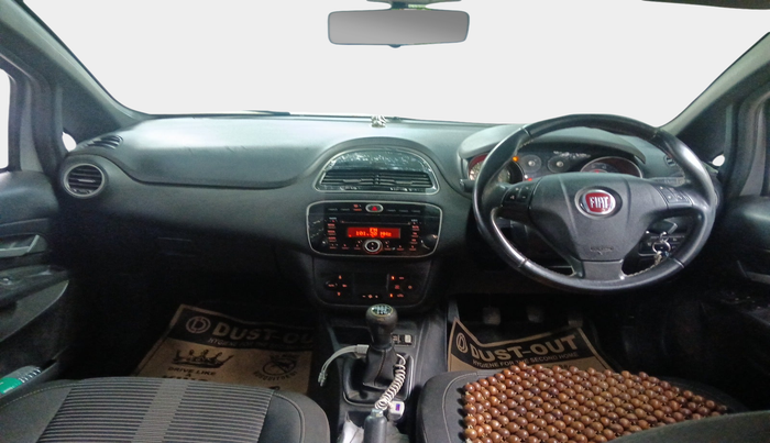 2014 Fiat Grand Punto EMOTION PACK 1.3 90 HP, Diesel, Manual, 2,13,217 km, interior
