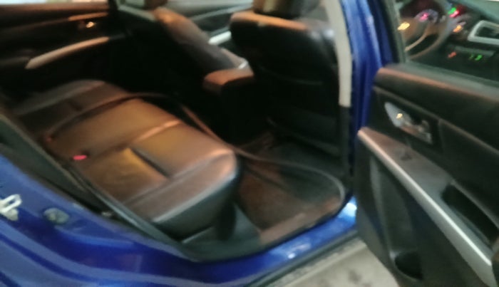 2015 Maruti S Cross ALPHA 1.6, Diesel, Manual, 86,498 km, interior