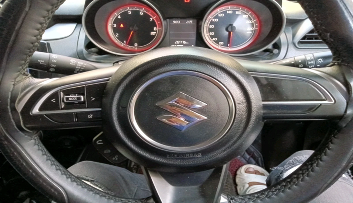 2022 Maruti Swift ZXI, Petrol, Manual, 28,776 km, interior