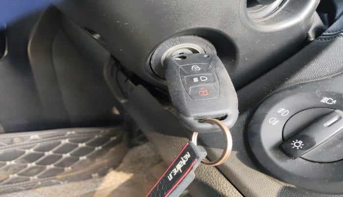 2017 Tata Hexa XTA 4X2 7 STR, Diesel, Automatic, 58,930 km, interior