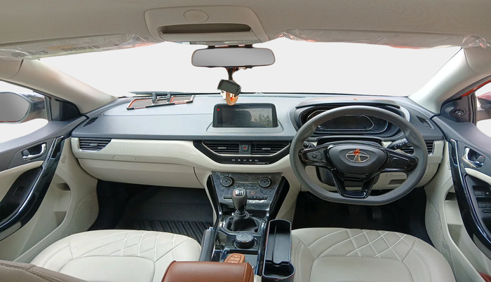 2022 Tata NEXON XZ PLUS PETROL, Petrol, Manual, 8,366 km, interior